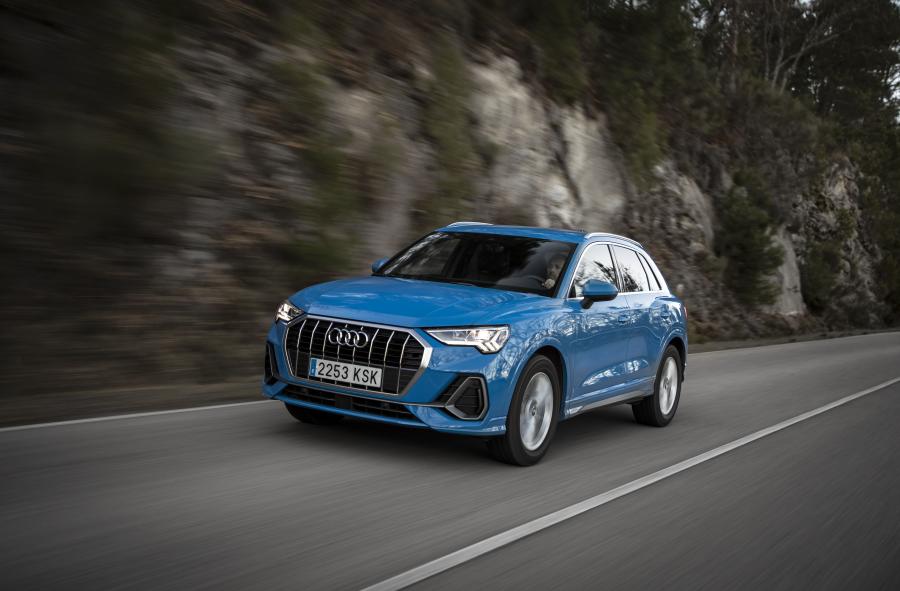  Audi Q3 35 TFSI S-Line (8U) 2018 года  (WW) (фото 7 из 11)